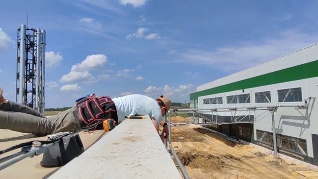 Опасный ремонт камеры в России смотреть онлайн