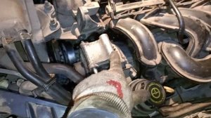 Как натянуть ремень генератора форд фокус 2 срочно и быстро.