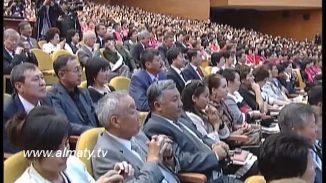 ДЕНЬ УЧИТЕЛЯ смотреть онлайн