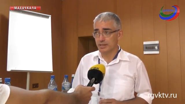 Гаджимурад Санжинский на конференции в ДГУ. смотреть онлайн