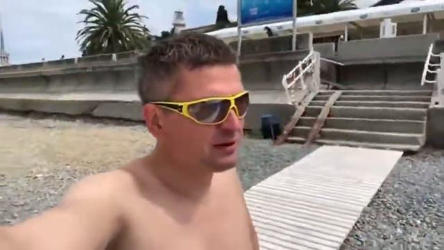 🏊♂️ Риэлтор Роман Павлоский купается в Чёрном море смотреть онлайн