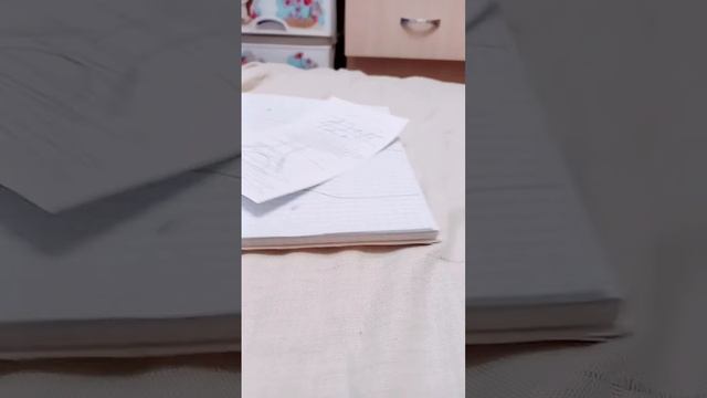 расспоковка бумажных сюрпризов с тех времён???? смотреть онлайн