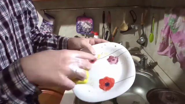 ОДНА КАПЛЯ ВОДЫ НА ВСЮ ПОСУДУ!!! ЭТО ВООБЩЕ РЕАЛЬНО?? ЭКСПЕРИМЕНТ смотреть онлайн