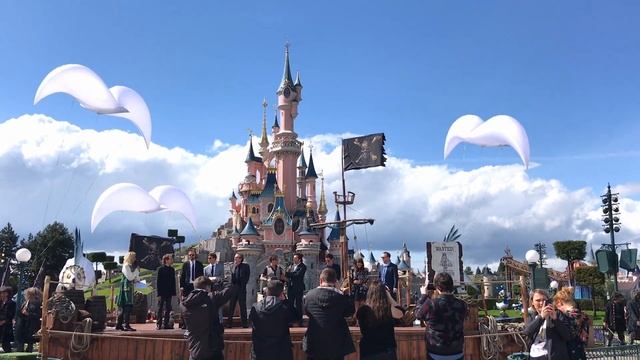 [#8] VLOG - ON A RENCONTRÉ JOHNNY DEPP A DISNEYLAND PARIS смотреть онлайн