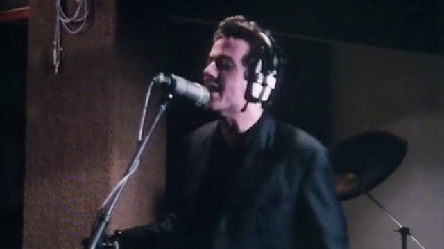 The Clash - Bankrobber смотреть онлайн