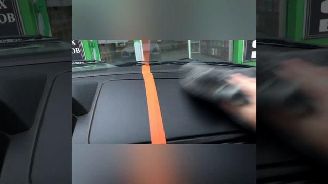 Матовый полироль для пластика салона с запахом вишни.Очень достойный состав.Всё это у нас в наличии смотреть онлайн