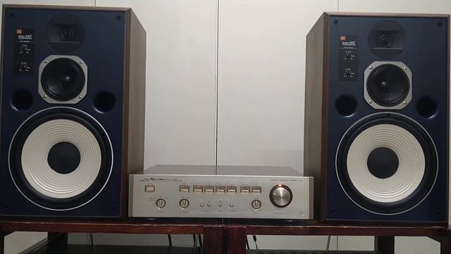Luxman C-06, JBL 4307 смотреть онлайн