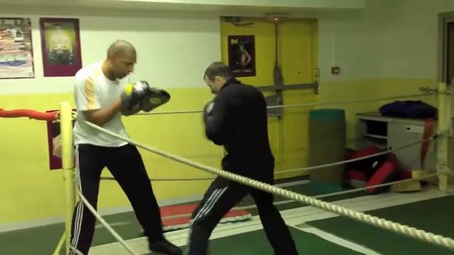 WAYCLUB. Magomed Askhapov /dit Mago /(entraineur principal "Empire des Boxes")et Juan Qozalez смотреть онлайн