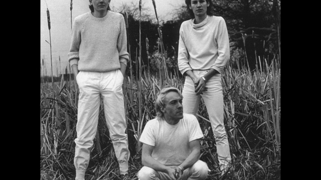 Tones on Tail - Go! Club Mix single смотреть онлайн