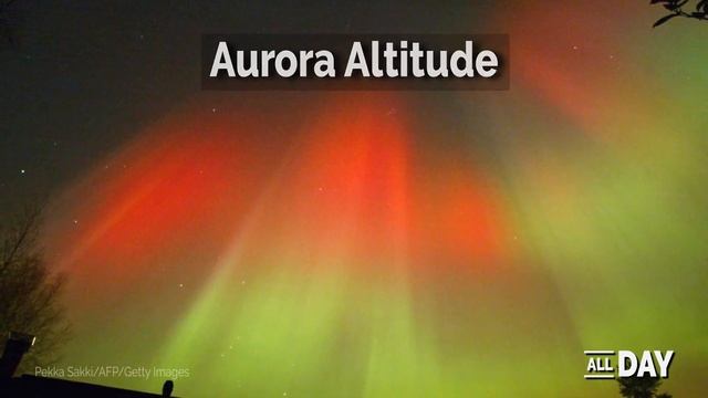 Aurora Borealis: The Science Behind The Northern Lights смотреть онлайн