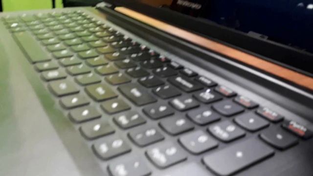 Ultrabook Lenovo Edge 15 80H1 i7 NVIDIA GTX 840 HD 1tera 8 GB DDR 3 15.6 Touch IPS смотреть онлайн