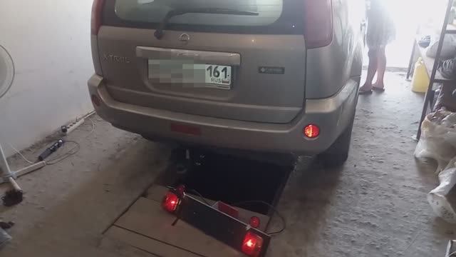 Установка фаркопа на Nissan X-Trail (T30) 2001-2007 в FARKOP161 (производства Imiola).