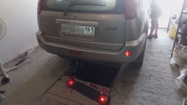 Установка фаркопа на Nissan X-Trail (T30) 2001-2007 в FARKOP161 (производства Imiola).