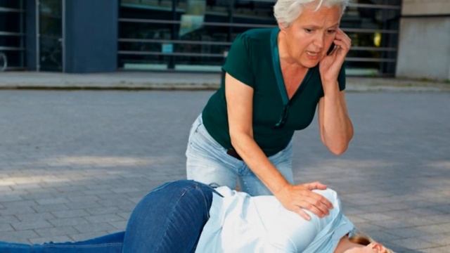 Укус змеи / SNAKE BITE смотреть онлайн