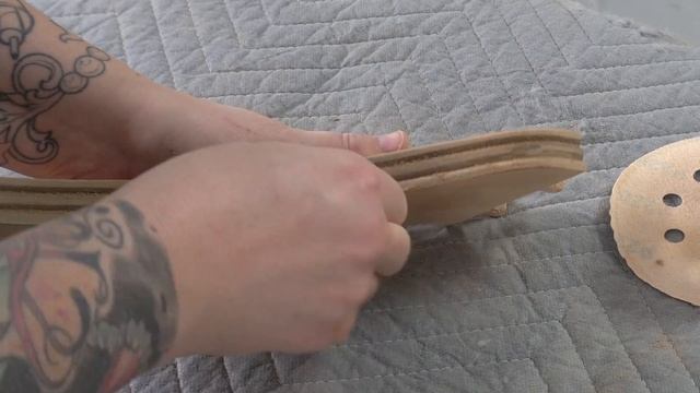 RESTORING a vintage walnut side table - WOOD REFINISHING with ODIE'S OIL смотреть онлайн