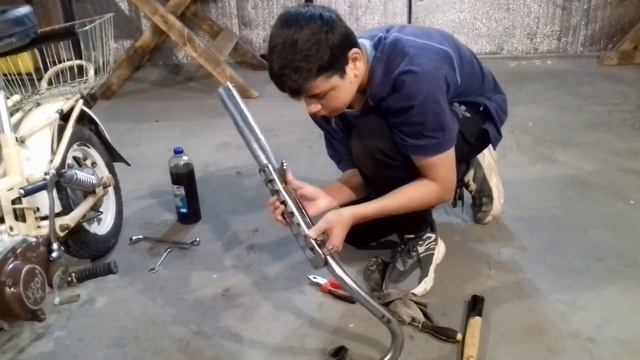 Полностью собрали мопед и........ смотреть онлайн