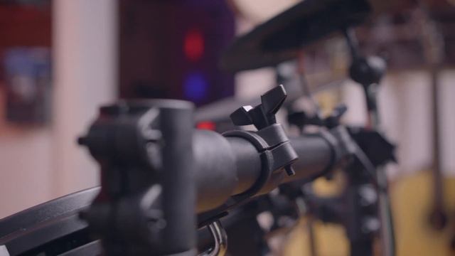 Электронные ударные установки Alesis Turbo Mesh Kit и Soundking SKD120. Подробный обзор и сравнение смотреть онлайн