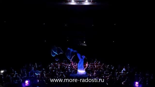 Шоу неоновых пузырей на праздник смотреть онлайн