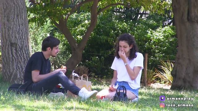 Je porte un STRING en public - Prank смотреть онлайн