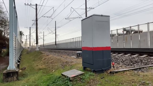 Необычный поезд- мотриса, ого! А ещё Ласточка!