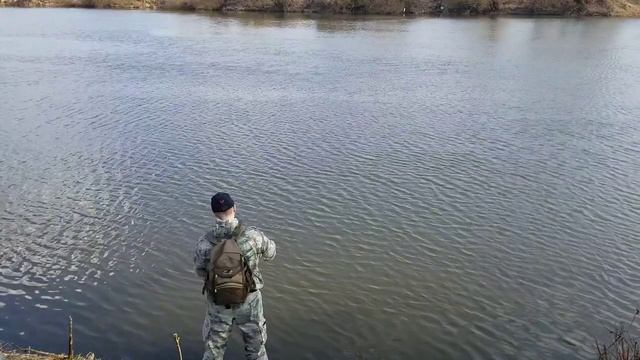 Спиннинг ранней весной. Рыбалка перед запретом. смотреть онлайн