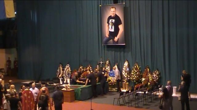 Світлій пам"яті Романа Вірастюка смотреть онлайн