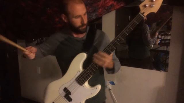 Gator - The Kong Kong Song (excerpt) смотреть онлайн