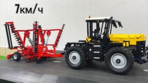 Лего машинки...Трактор и сельскохозяйственные инструменты ПРОТИВ беговой дорожки. Лего