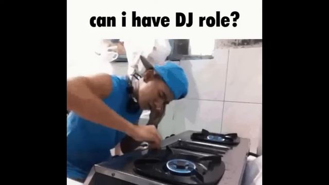 Mackey Gee - Tour (Darkened Version) / ("Can i have DJ role" - full length) смотреть онлайн