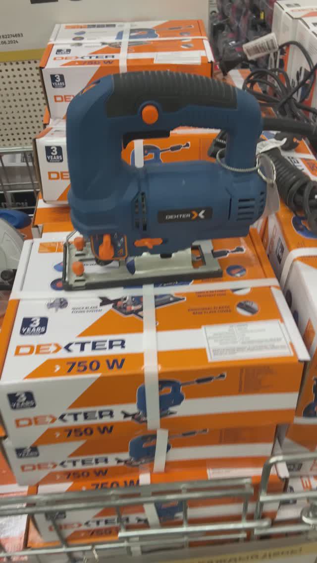 ЛУЧШИЙ БЮДЖЕТНЫЙ ЛОБЗИК - DEXTER 750W. Смело рекомендую, хороший инструмент. смотреть онлайн