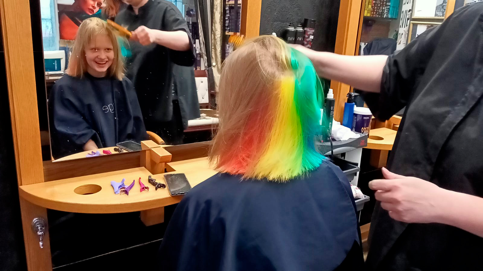 Безупречный стиль: скрытое окрашивание волос - секрет звездных причесок смотреть онлайн