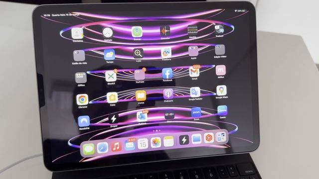 iPad Pro M2 11 Pol, Magic Keyboard e Apple Pencil 2 - Valeu o investimento? смотреть онлайн