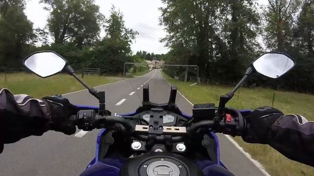 Yamaha Tracer 700 2017 vs Suzuki VStrom 650 2017 смотреть онлайн