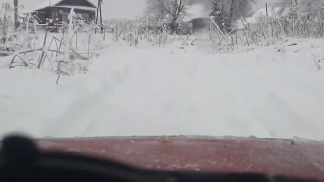 Тверская после снегопада, трасса Суслиха - Отрубнево смотреть онлайн
