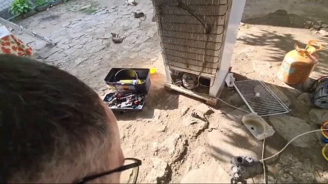 Не Отключается Холодильник смотреть онлайн