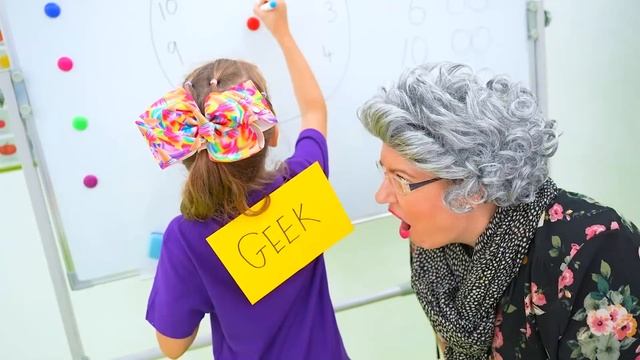 Ruby and Bonnie in the story about school bullying смотреть онлайн