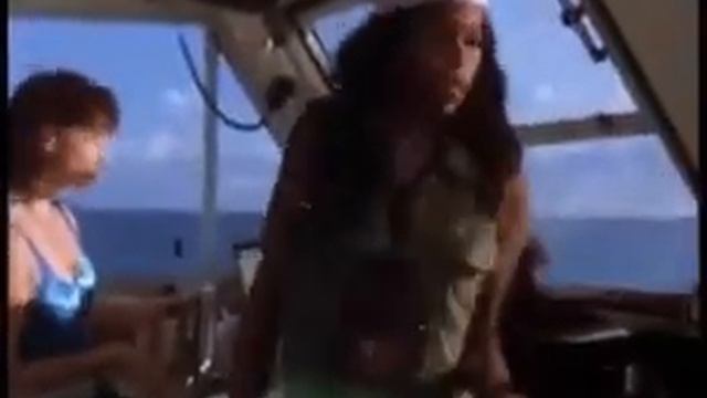 собака дельфин и акула Собака и акула смотреть онлайн