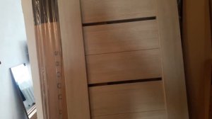 Монтаж дверей из эко шпона.