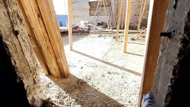 Монолитный дом своими руками в соло. Что получилось построить на 1.2 млн рублей (200м2) смотреть онлайн