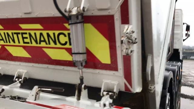 VOLVO FH420 TRIDEM 8X4 INSUALTED TIPPER 2016 AD16 LXL смотреть онлайн