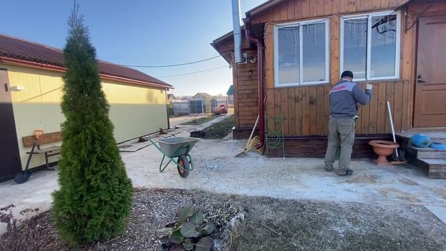 20 соток/ 1 часть реставрация фасада Hauberk/ весенний урон/нас затопило/новые грядки смотреть онлайн