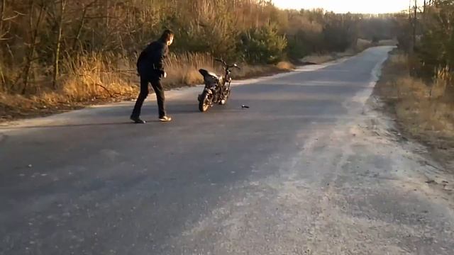 Skuter - CzajnaKat! :D Wybuchowy2 смотреть онлайн