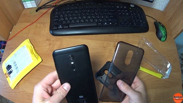 САМЫЙ БРОНЯВЫЙ ЧЕХОЛ ДЛЯ XIAOMI смотреть онлайн