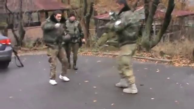 гиви танцует оригинал