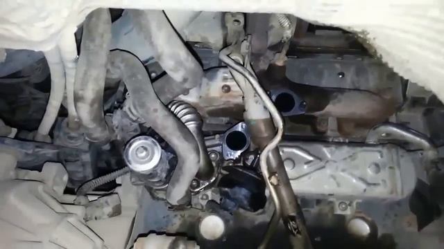 Remplacement vanne EGR Sur VW CADDY 1.6 TDi смотреть онлайн
