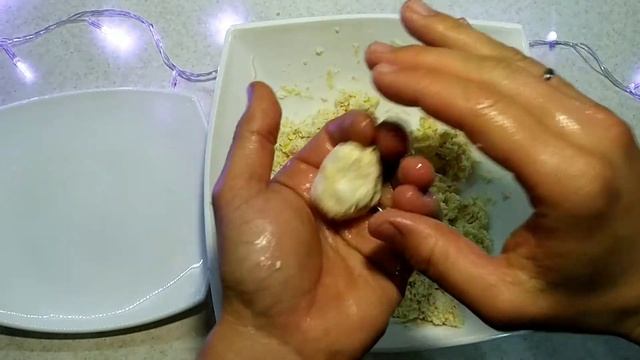 СЫРНЫЕ ШАРИКИ/ ЗАКУСКА НА НОВЫЙ ГОД/ ВКУСНО И НЕЖНО смотреть онлайн