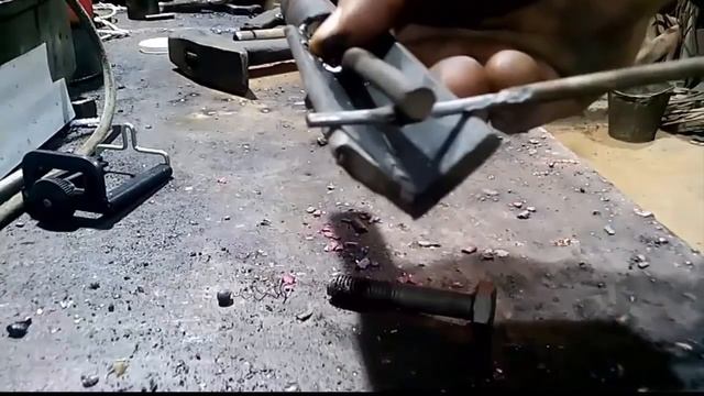 Держатель электрода, варианты. Сделай и себе это простое и полезное устройств. смотреть онлайн