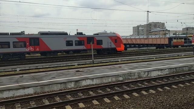 "Перегонка в Самару". Электропоезд ЭС2Г-016 "Ласточка" смотреть онлайн