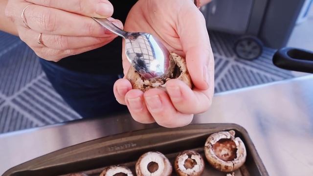 JALAPENO POPPER Grilled Stuffed Mushrooms! | How To смотреть онлайн