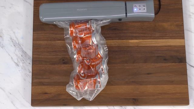 This Handheld Vacuum Sealer is Lightweight and Portable | PowerXL Duo Nutrisealer смотреть онлайн